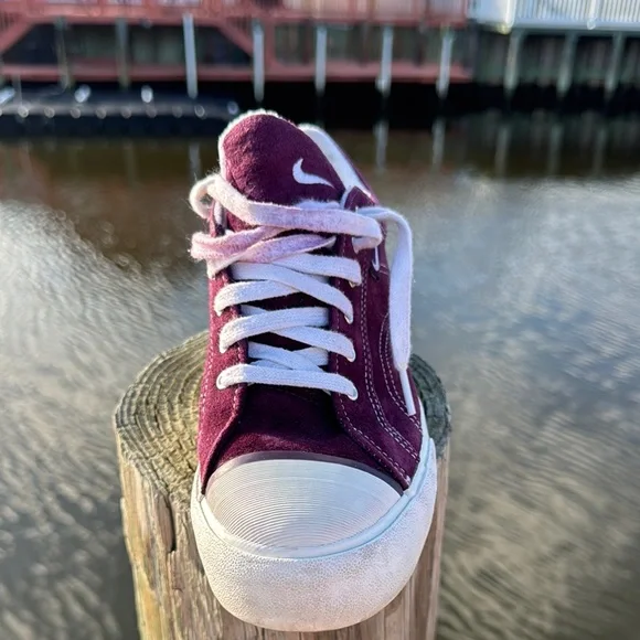 Nike Purple and White Classic Sneakers - Picture 7 of 11